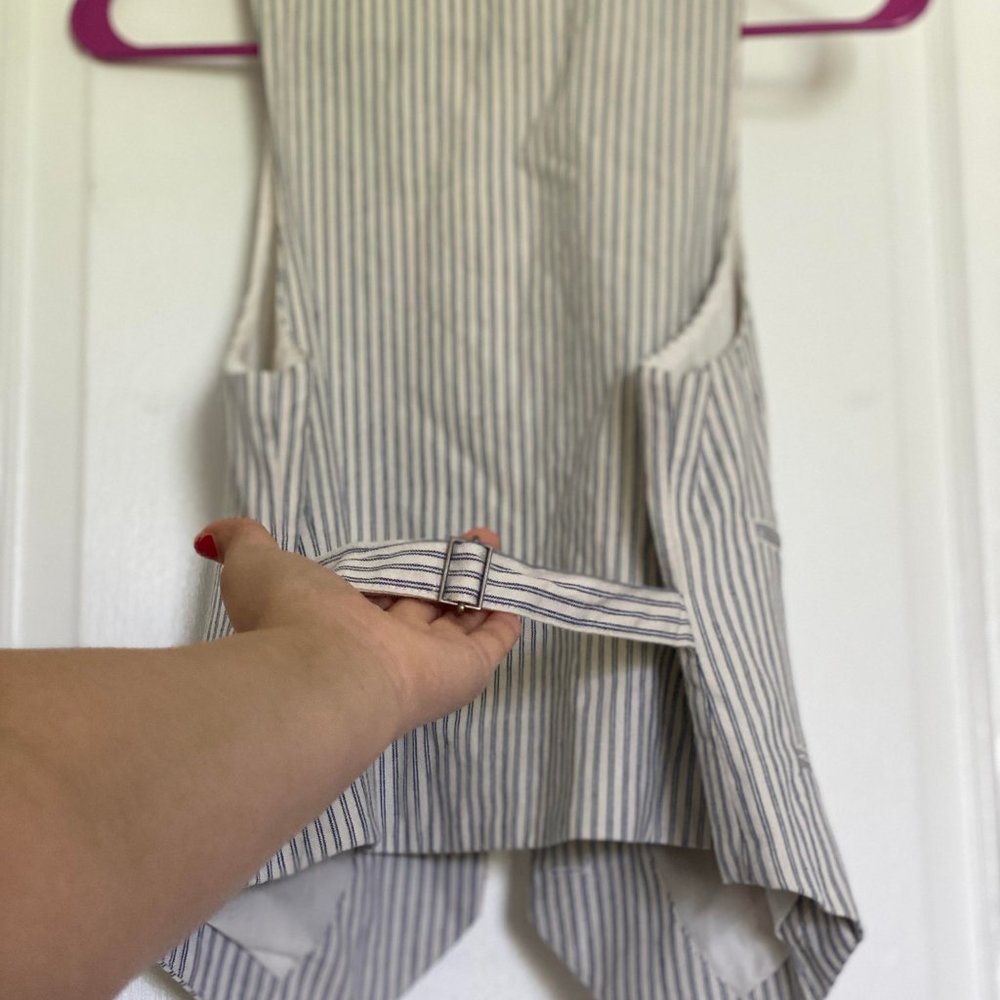 Forever 21 Fall Classic Silver Gray Vest